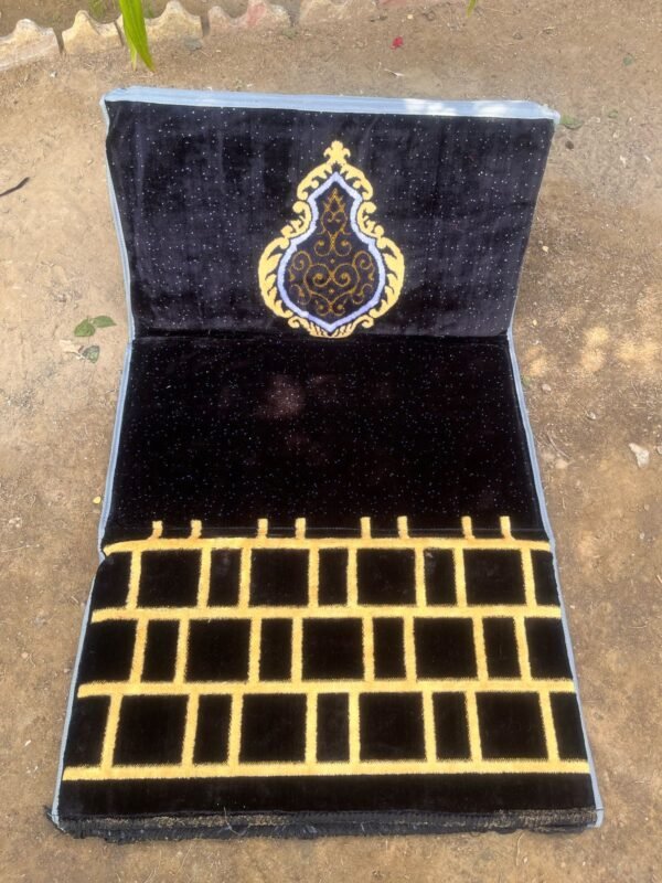 Jai Namaz Luxury Velvet with Back Support (Black)